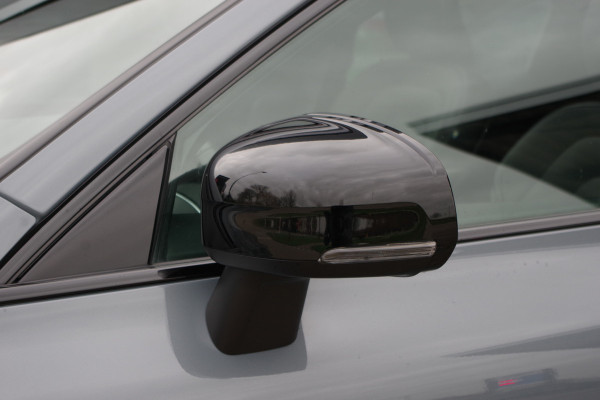 Volvo XC60 2.0 T6 Plug-in hybrid AWD 350 PK Plus Dark, Panoramadak, Luchtvering, Keyless, Memory, Carplay