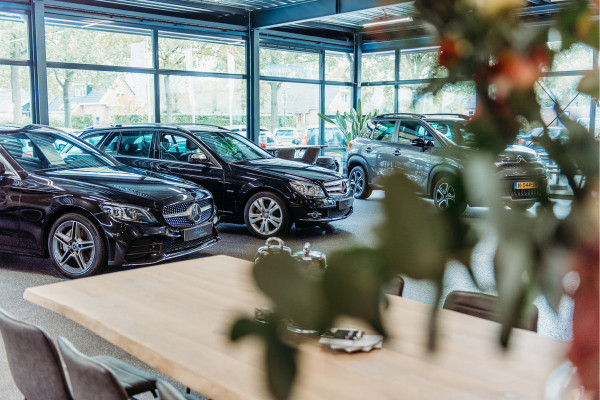 Peugeot 5008 1.2 Turbo Premium 7p Navigatie/Clima/Trekhaak/Keyless entry/DB riem vervangen