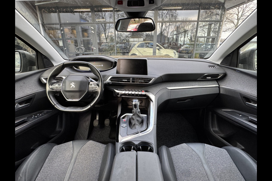 Peugeot 5008 1.2 Turbo Premium 7p Navigatie/Clima/Trekhaak/Keyless entry/DB riem vervangen