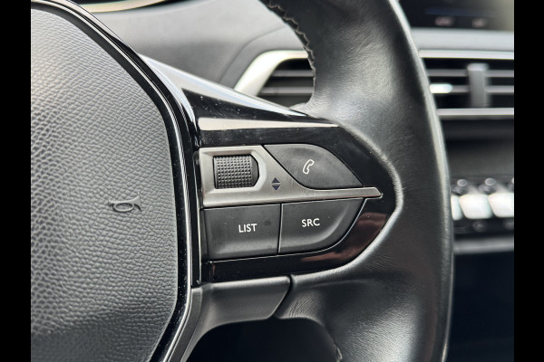 Peugeot 5008 1.2 Turbo Premium 7p Navigatie/Clima/Trekhaak/Keyless entry/DB riem vervangen