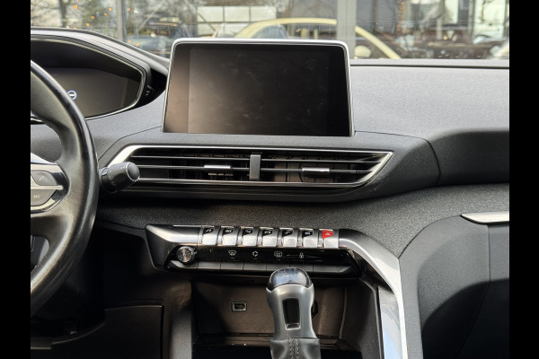 Peugeot 5008 1.2 Turbo Premium 7p Navigatie/Clima/Trekhaak/Keyless entry/DB riem vervangen