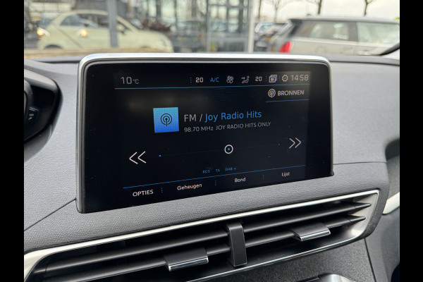 Peugeot 5008 1.2 Turbo Premium 7p Navigatie/Clima/Trekhaak/Keyless entry/DB riem vervangen