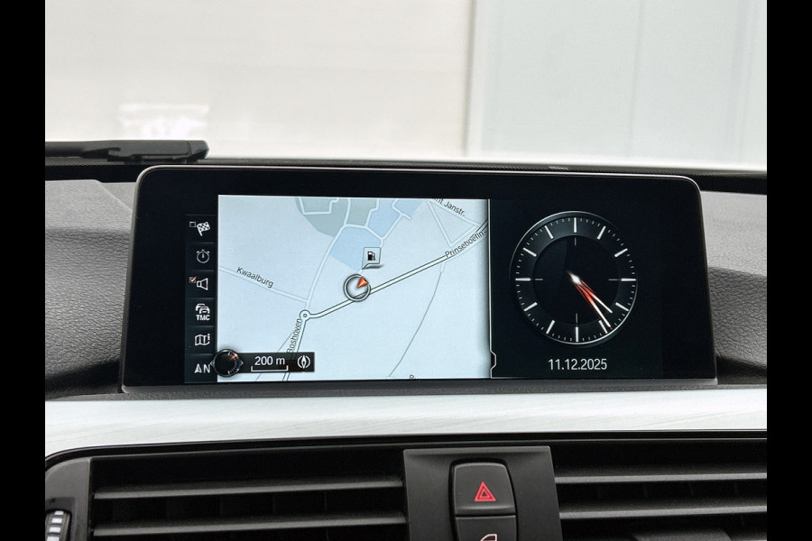 BMW 3-serie 320i Executive Edition M-Pakket (NL-auto, Dealer onderH, Navi Prof, StoelV, Sportstoelen, Parkeerhulp, Etc)