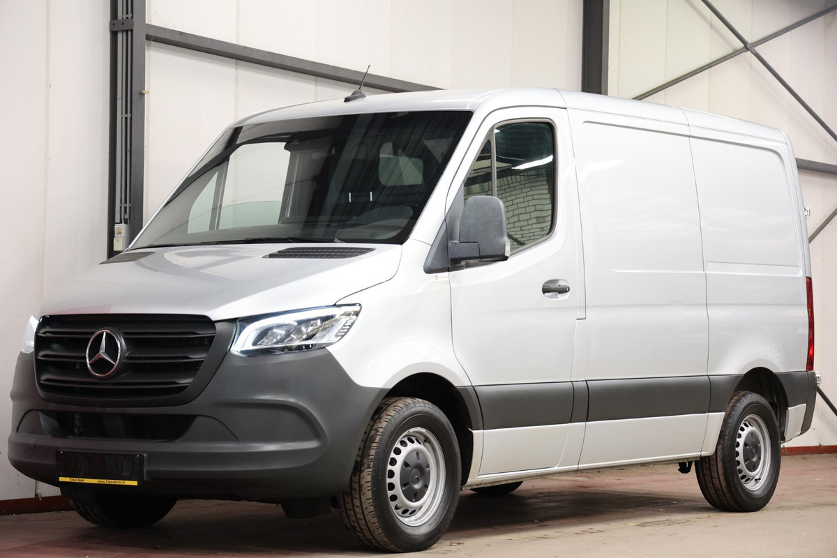 Mercedes-Benz Sprinter 317 1.9 CDI L1H1 AUTOMAAT 2000KG TREKVERMOGEN