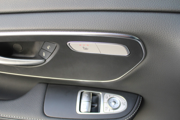 Mercedes-Benz V-Klasse 300d / XXL / DC / MBUX (apple car play) / 2x Elec Schuifdeur / Camera / Vol Opties / NIEUWSTAAT