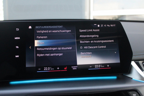 BMW X1 XDrive30e 326pk M-Sport Shadow | Pano | Memory | HK | ACC | Massage | Elek. Trekhaak