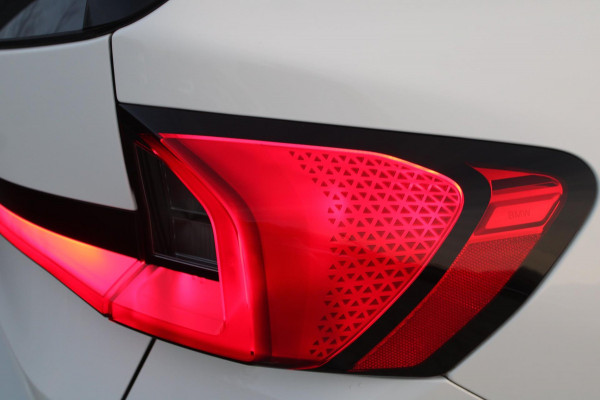 BMW X1 XDrive30e 326pk M-Sport Shadow | Pano | Memory | HK | ACC | Massage | Elek. Trekhaak