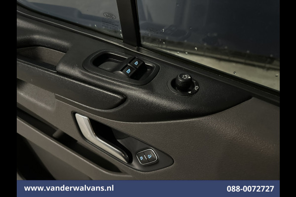 Ford Transit Custom 2.0 TDCI L2H1 Euro6 Airco | Navigatie | Apple Carplay | Cruisecontrol | Stoelverwarming LED, parkeersensoren, android auto, verwarmde voorruit, bijrijdersbank