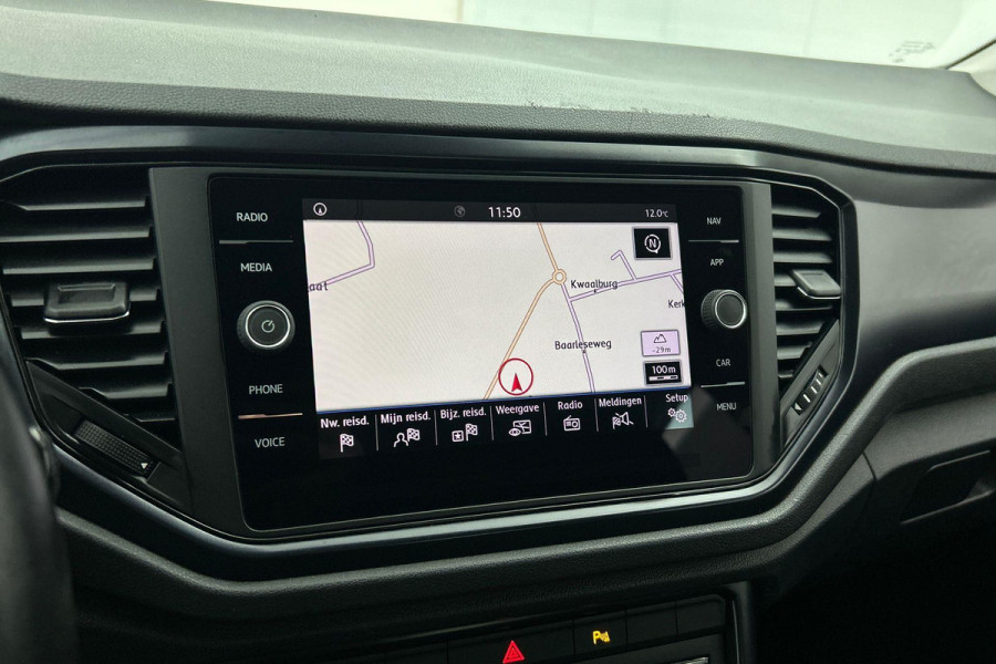Volkswagen T-Roc 1.0 TSI Style(Goed OnderH, Navi, Carplay, StoelV, Parkeersensoren, Etc)