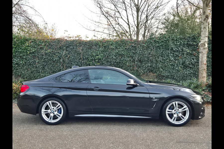 BMW 4 Serie M Sport Ed Coupé Schuifdak Apple CarPlay Breedset LED Camera Nbt Evo Navi GR 6WB Dig. DASH 420i High Executive