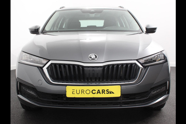 Škoda Octavia Combi 1.4 TSI iV 204pk PHEV Automaat Business Edition | Navigatie | Apple Carplay/Android Auto | Adaptive Cruise Control | Camera | Stoelverwarming | Lichtmetalen Velgen