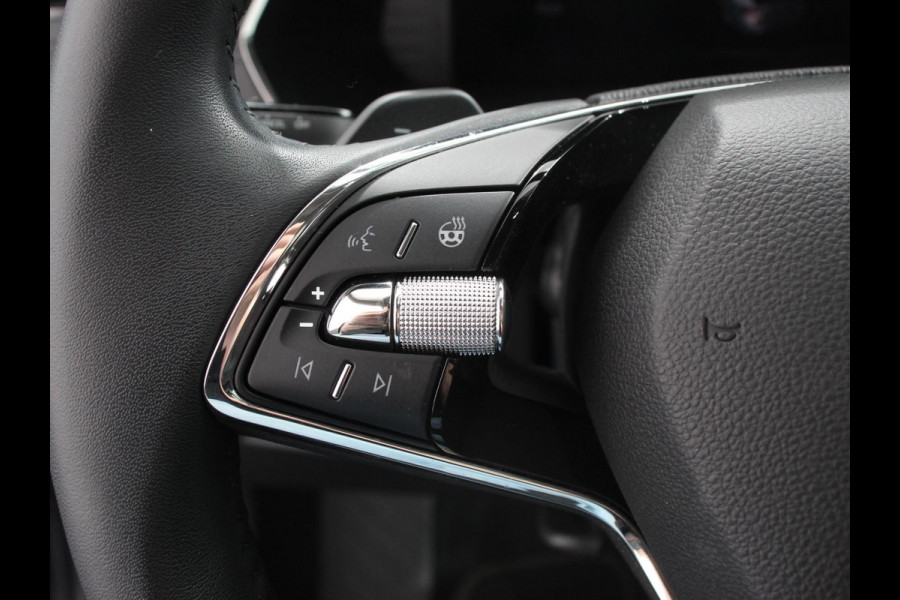 Škoda Octavia Combi 1.4 TSI iV 204pk PHEV Automaat Business Edition | Navigatie | Apple Carplay/Android Auto | Adaptive Cruise Control | Camera | Stoelverwarming | Lichtmetalen Velgen