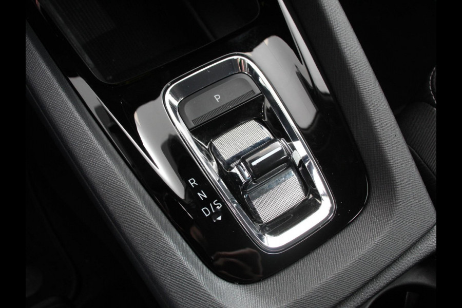 Škoda Octavia Combi 1.4 TSI iV 204pk PHEV Automaat Business Edition | Navigatie | Apple Carplay/Android Auto | Adaptive Cruise Control | Camera | Stoelverwarming | Lichtmetalen Velgen