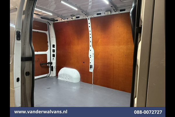 Opel Movano 2.3 CDTI 145pk L2H2 Euro6 Airco | Imperiaal | Trap | Camera | Navigatie | 2500kg Trekhaak Cruisecontrol, Parkeersensoren, Bijrijdersbank