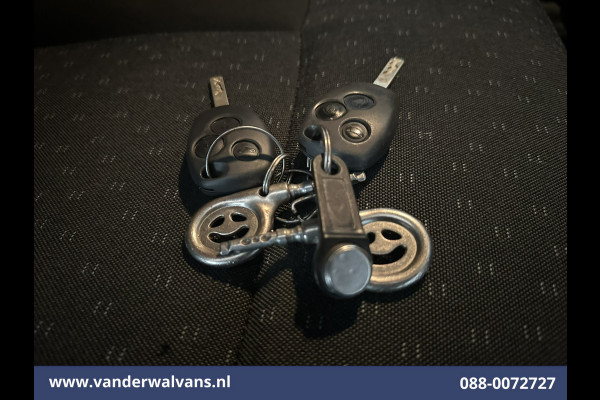 Opel Movano 2.3 CDTI 145pk L2H2 Euro6 Airco | Imperiaal | Trap | Camera | Navigatie | 2500kg Trekhaak Cruisecontrol, Parkeersensoren, Bijrijdersbank