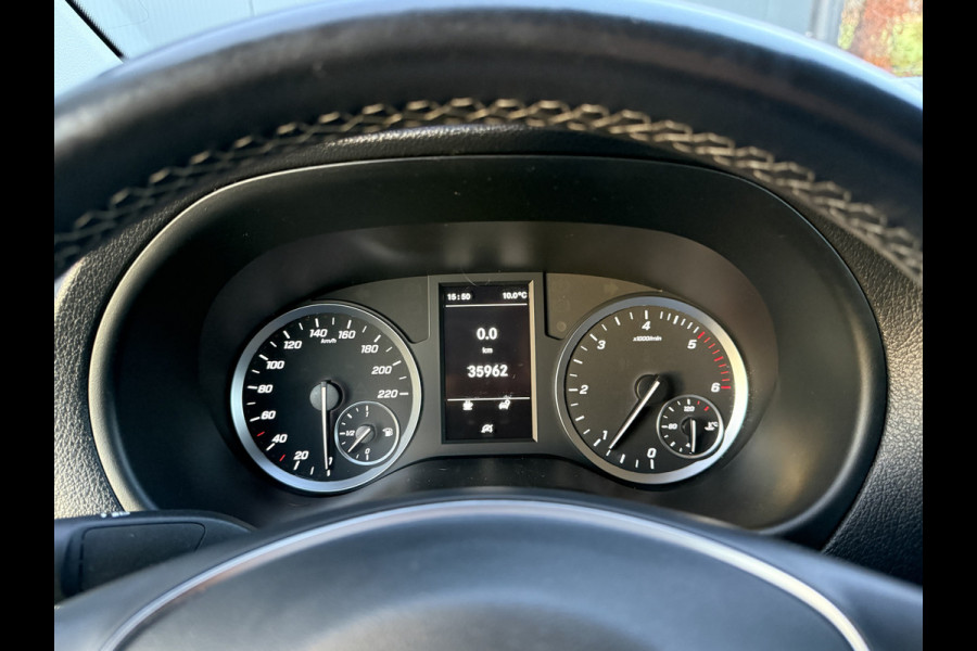 Mercedes-Benz Vito 114 CDI 136 PK / L2H1 / 1e EIG. / 35.924 KM !! / LED / ECC / CRUISE / NAVI / CAMERA / APPLE CARPLAY / PDC