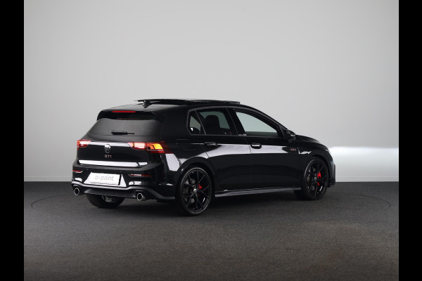 Volkswagen Golf 2.0 TSI GTI 265PK DSG | Verlengde garantie | Panorama dak | Head up Display | Blackstyle | 19"LM velgen |
