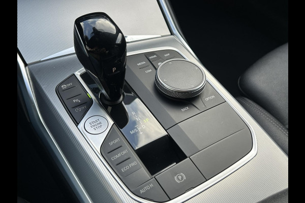 BMW 3 Serie 318i Business Edition M-Sport Full Led Carplay Automaat Digital Dash Camera Leder Cruise Navi