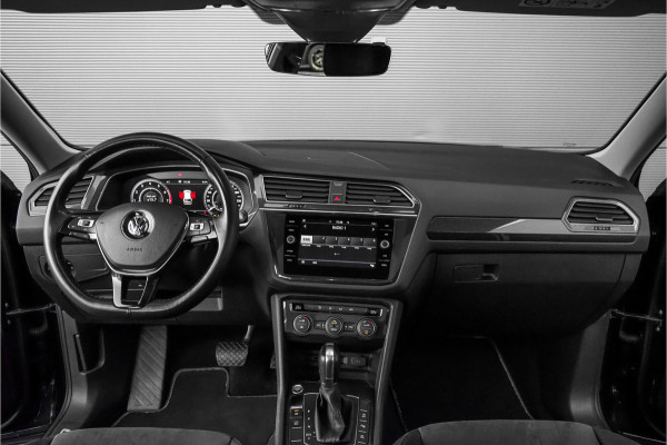 Volkswagen Tiguan Allspace 1.4 TSI Highline 7Pers Pano Trekhaak LED 18"