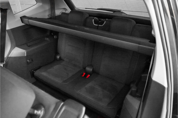 Volkswagen Tiguan Allspace 1.4 TSI Highline 7Pers Pano Trekhaak LED 18"