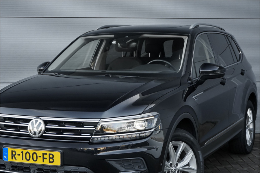 Volkswagen Tiguan Allspace 1.4 TSI Highline 7Pers Pano Trekhaak LED 18"