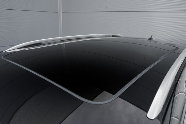 Volkswagen Tiguan Allspace 1.4 TSI Highline 7Pers Pano Trekhaak LED 18"