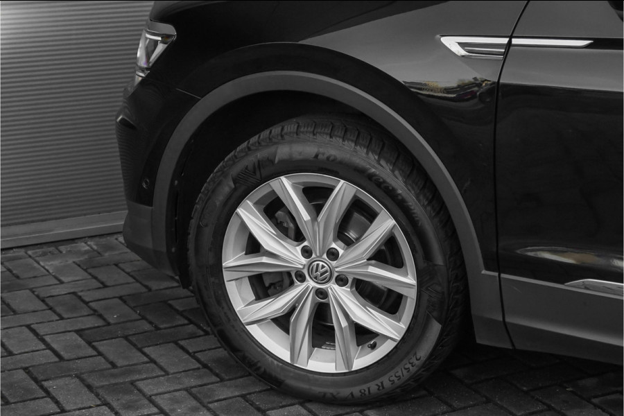 Volkswagen Tiguan Allspace 1.4 TSI Highline 7Pers Pano Trekhaak LED 18"