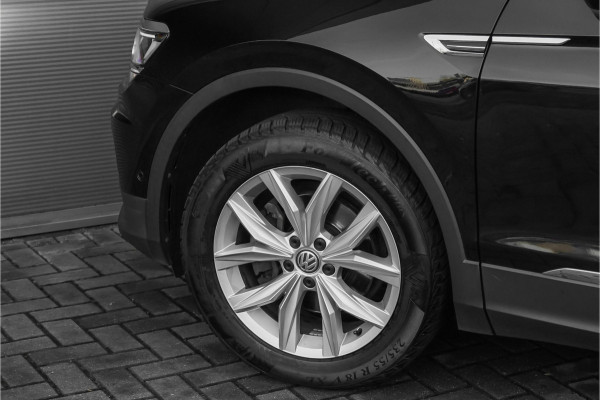 Volkswagen Tiguan Allspace 1.4 TSI Highline 7Pers Pano Trekhaak LED 18"