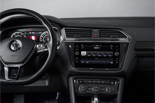 Volkswagen Tiguan Allspace 1.4 TSI Highline 7Pers Pano Trekhaak LED 18"