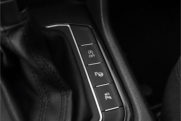 Volkswagen Tiguan Allspace 1.4 TSI Highline 7Pers Pano Trekhaak LED 18"