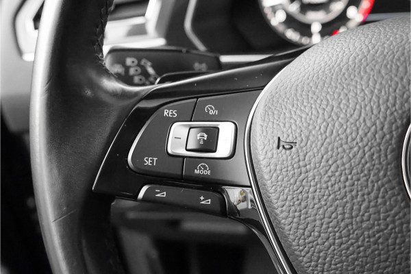 Volkswagen Tiguan Allspace 1.4 TSI Highline 7Pers Pano Trekhaak LED 18"