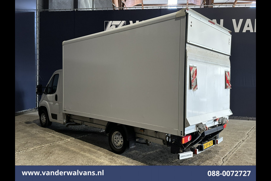 Peugeot Boxer 2.2 BlueHDi 141pk Bakwagen Laadklep Euro6 Airco | Cruisecontrol | 955kg laadvermogen Bijrijdersbank