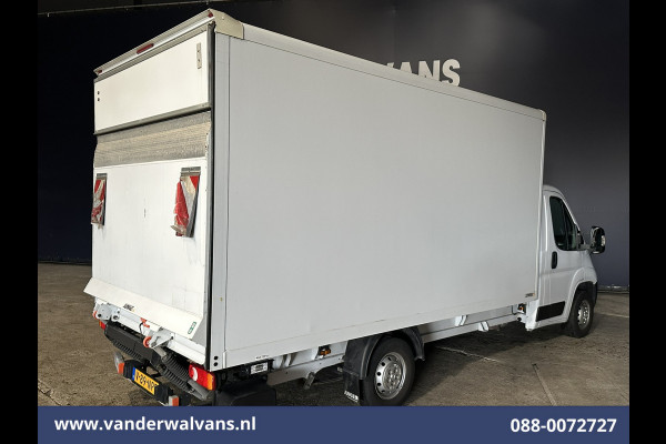 Peugeot Boxer 2.2 BlueHDi 141pk Bakwagen Laadklep Euro6 Airco | Cruisecontrol | 955kg laadvermogen Bijrijdersbank