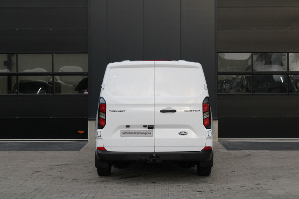 Ford Transit Custom 320 2.0 TDCI L2H1 Trend 136pk - ACC - Trekhaak - Blind Spot - Camera - LED - Navigatie - Rijklaar