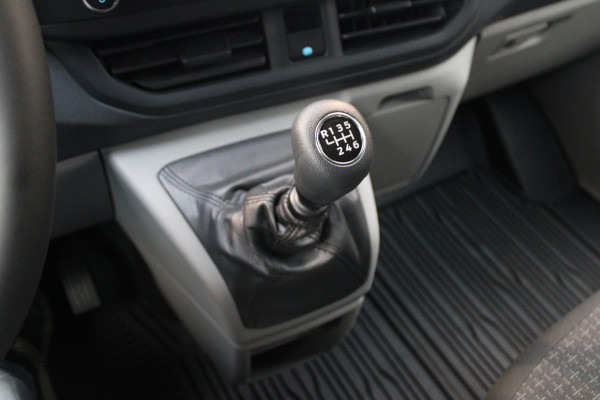 Ford Transit Custom 320 2.0 TDCI L2H1 Trend 136pk - ACC - Trekhaak - Blind Spot - Camera - LED - Navigatie - Rijklaar