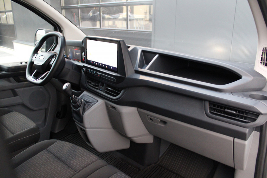 Ford Transit Custom 320 2.0 TDCI L2H1 Trend 136pk - ACC - Trekhaak - Blind Spot - Camera - LED - Navigatie - Rijklaar