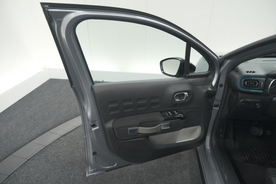 Citroën C3 PureTech 110 EAT6 Shine | Camera | Navigatie | Parkeersensoren | Apple Carplay | 17 Inch Lichtmetalen Velgen