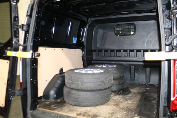 Ford Transit Custom 2.0 TDci 170pk Automaat L2 H1 Limited DC Black Line