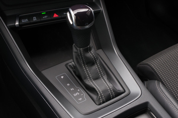 Audi Q3 45 TFSI e S-Line Edition, Panoramadak, Climate Control, Adap. Cruise Control