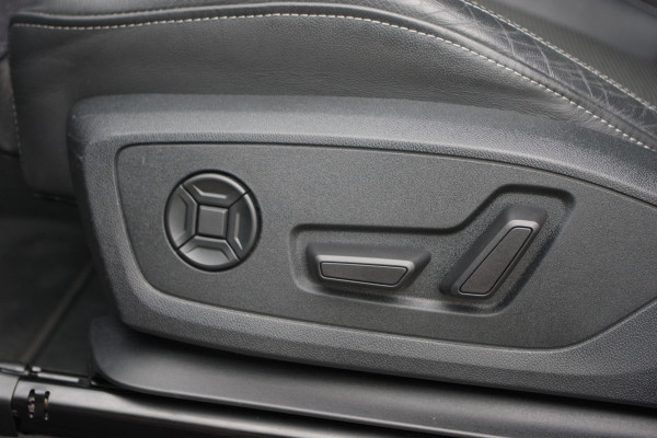 Audi Q3 45 TFSI e S-Line Edition, Panoramadak, Climate Control, Adap. Cruise Control