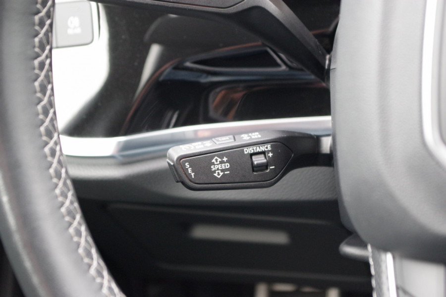 Audi Q3 45 TFSI e S-Line Edition, Panoramadak, Climate Control, Adap. Cruise Control