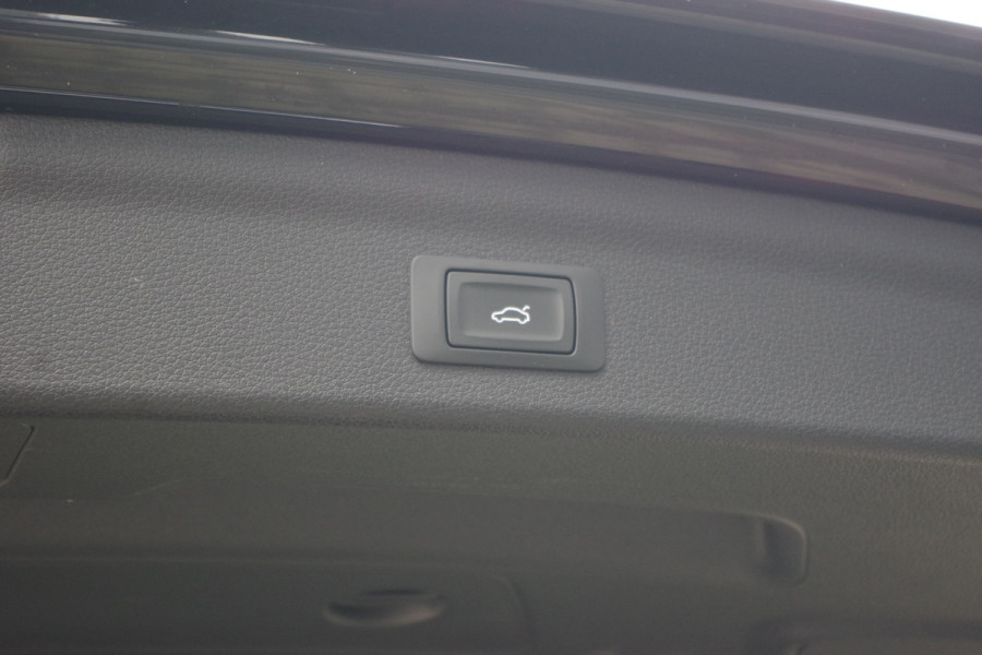 Audi Q3 45 TFSI e S-Line Edition, Panoramadak, Climate Control, Adap. Cruise Control