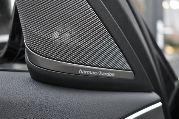 BMW 5 Serie 530e M-Sport Pro | LASERLIGHT | HARMAN KARDON | 360 CAMERA | TREKHAAK | DEALER ONDERHOUDEN | NAP |