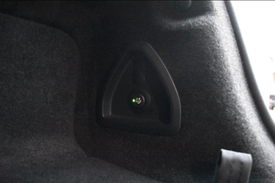 BMW 5 Serie 530e M-Sport Pro | LASERLIGHT | HARMAN KARDON | 360 CAMERA | TREKHAAK | DEALER ONDERHOUDEN | NAP |