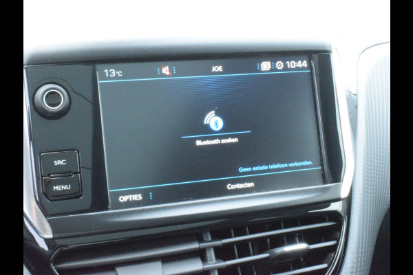 Peugeot 2008 1.2 PureTech Allure AUTOMAAT | NAVIGATIE | ACHTERUITRIJCAMERA MET SENSOREN | E.C.C. |