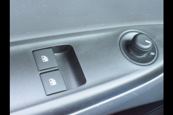 Opel KARL 1.0 ecoFLEX Innovation CRUISECONTROL | NAVIGATIE | PARKEERSENSOREN |