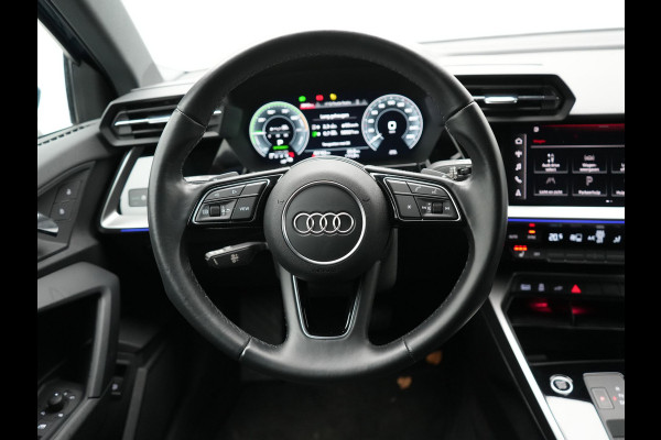 Audi A3 Sportback 40 TFSI e Advanced edition Plug In Hybrid 204pk Dealer O.H PHEV | Trekhaak Afn. | Keyless | Apple Carplay | Sportstoelen Verwarmd | Navigatie | Virtual | Cruise Control | Front & Lane Assist | DAB | 18"L.M |