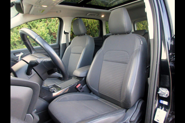 Ford Kuga 1.5 EcoBoost Titanium*Camera*Pano.dak*Trekhaak*