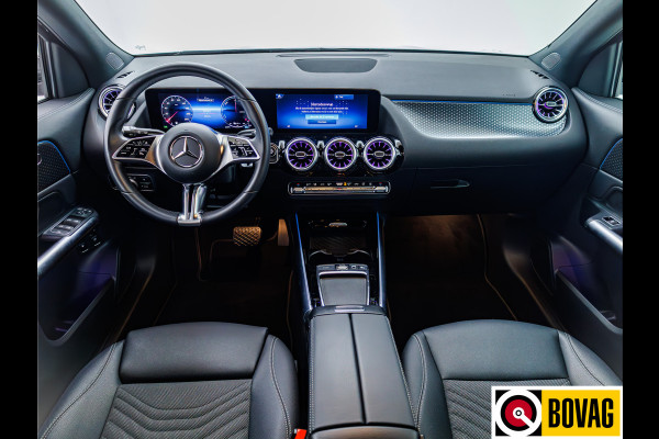 Mercedes-Benz GLA 250 e Luxury Line automaat 218 PK | Facelift | Elec. wegklapbare trekhaak | Adap. Cruise | Stoelverwarming | Elec. achterklep, Navigatie, app. connect, camera met parkeerassistent, sfeerverlichting