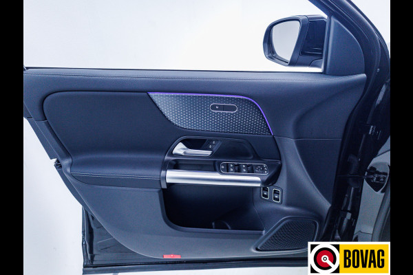 Mercedes-Benz GLA 250 e Luxury Line automaat 218 PK | Facelift | Elec. wegklapbare trekhaak | Adap. Cruise | Stoelverwarming | Elec. achterklep, Navigatie, app. connect, camera met parkeerassistent, sfeerverlichting